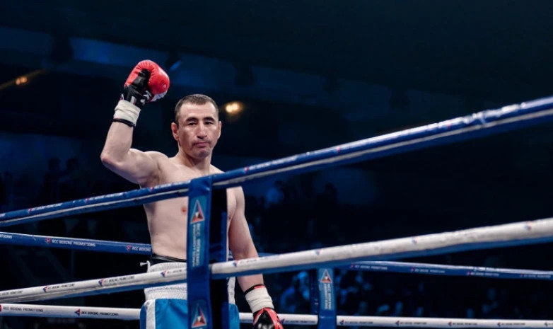 Қазақстандық боксшы Украинада жеңіліп қалды