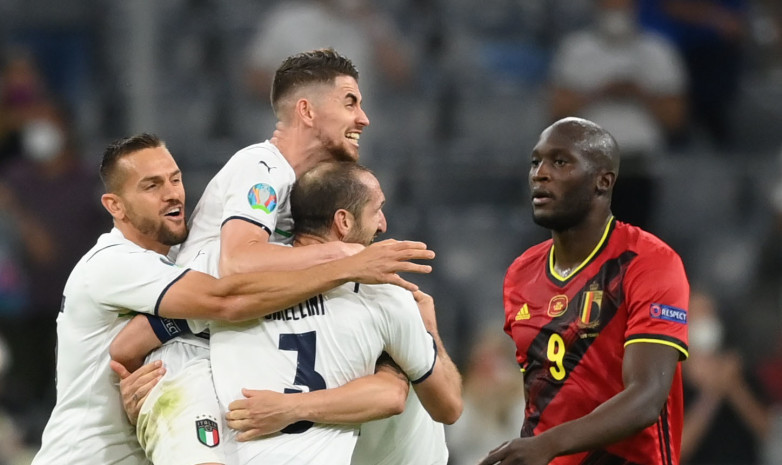 Видеообзор четвертьфинального матча Евро-2020 Бельгия - Италия