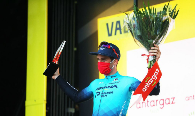 «Нас догнали достаточно рано». Гонщик «Астаны» получил приз как самый активный гонщик десятого этапа «Тур де Франс» 