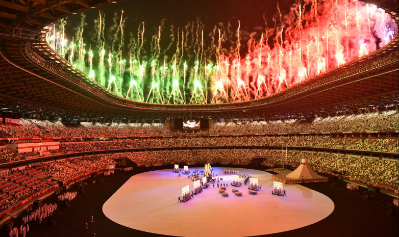Казахстанцы на церемонии открытия Олимпийских игр в Токио 