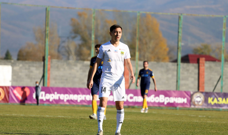 Жарынбетов попал в расширенный список сборной Казахстана
