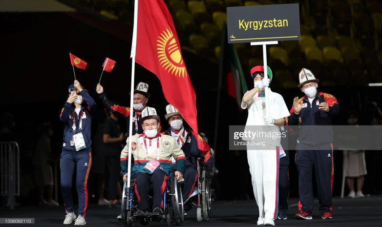 Кыргызстанцы приняли участие на открытии Паралимпийских игр в Токио