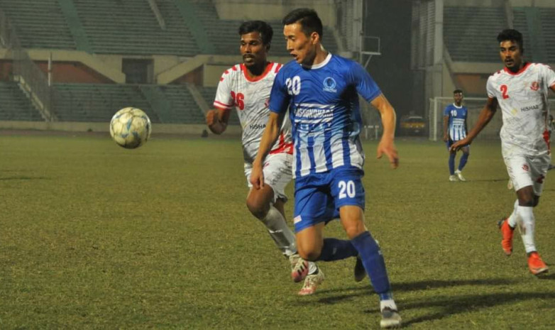 Премьер-Лига Бангладеш: Дуйшобеков забил 2 гола и отдал 2 ассиста за один тайм