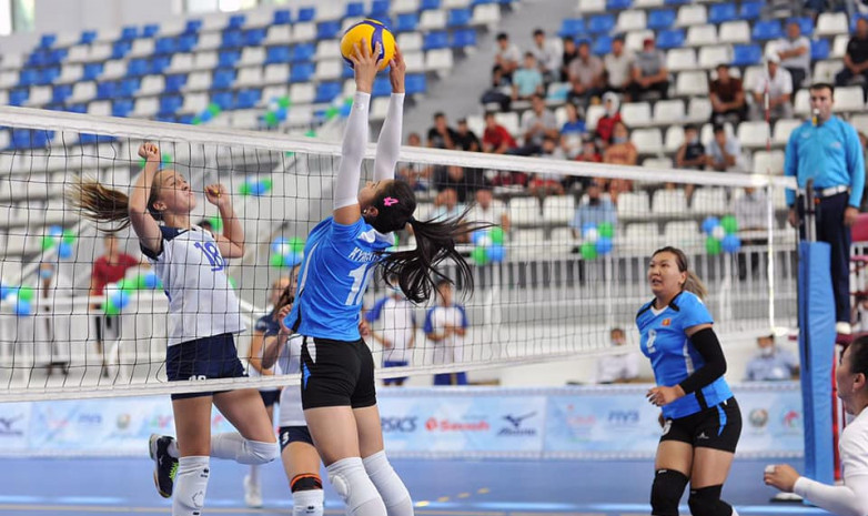 Чемпионат ЦА: Женская сборная Кыргызстана в полуфинале сыграет с Узбекистаном