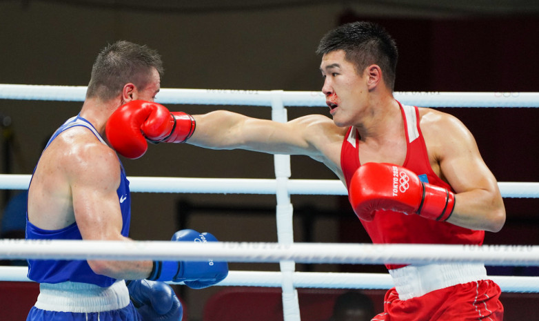 «Все спустил». В России уверены, что казахстанский боксер сам виноват в поражении на Олимпийских играх-2020