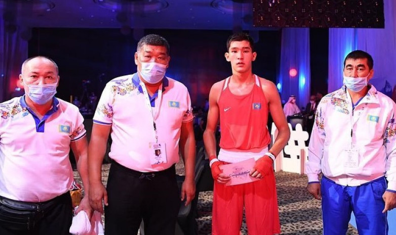 Восемь казахстанских юниоров вышли в финал чемпионата Азии по боксу-2021