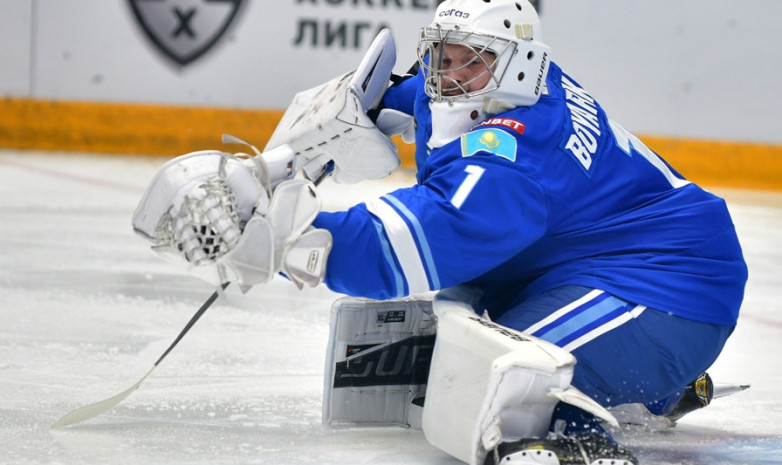 Дебютировавший в КХЛ вратарь «Барыса» стал третьей звездой матча с «Салаватом Юлаевым»
