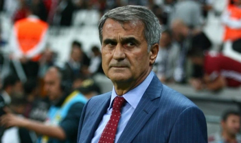 Сборная Турции уволила главного тренера после разгромного поражения от Нидерландов