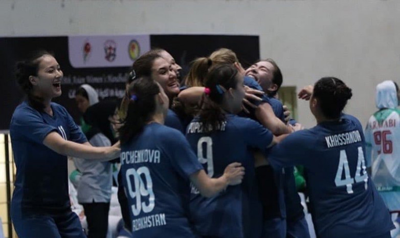 Казахстанские гандболистки завоевали «бронзу» на чемпионате Азии