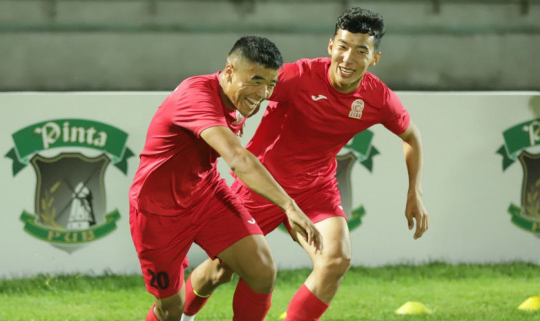 Два игрока сборной Кыргызстана присоединились к молодежке перед матчем с Бангладеш