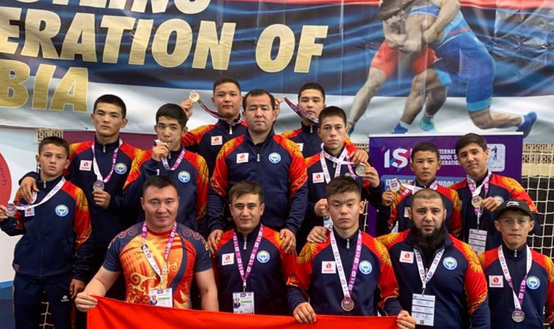Кыргызстанцы завоевали 10 медалей на Всемирных школьных спортивных Играх 