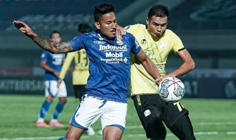 Азамат Байматов в дебютном матче в чемпионате Индонезии. ВИДЕО