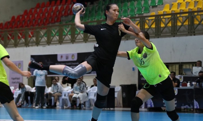 Женская сборная Казахстана по гандболу сыграет в полуфинале чемпионата Азии 