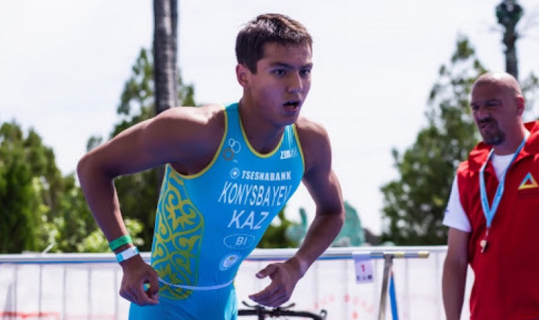 Казахстанский спортсмен стал обладателем золотой медали чемпионата Азии по триатлону 
