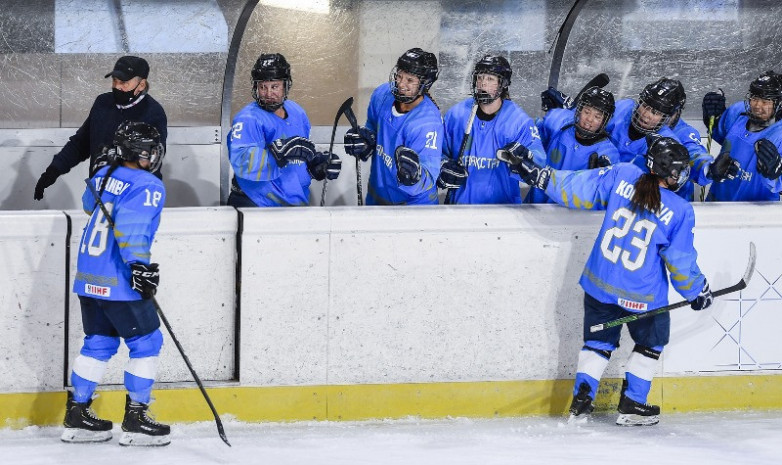 Женская сборная Казахстана по хоккею не попала на Олимпиаду-2022