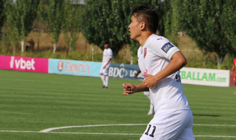 Премьер-Лига Армении: «Ван» Батырканова сыграл вничью