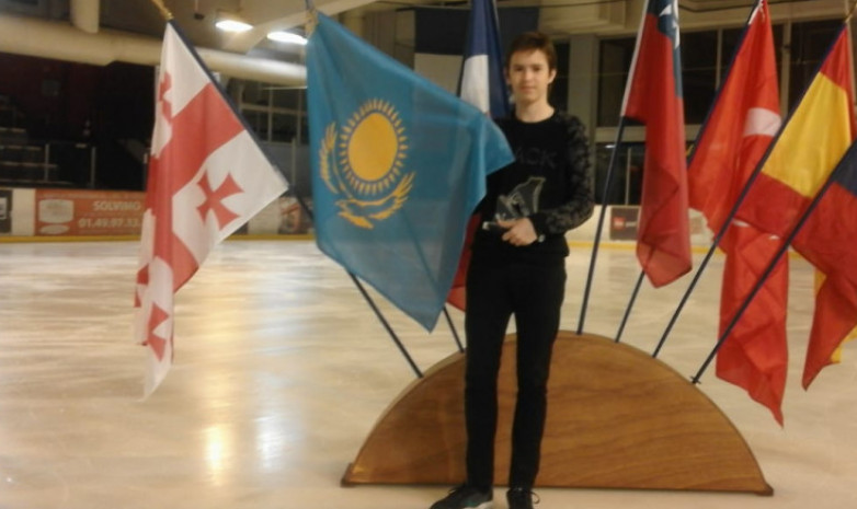 Казахстанский фигурист занял второе место на этапе юниорского Гран-при 