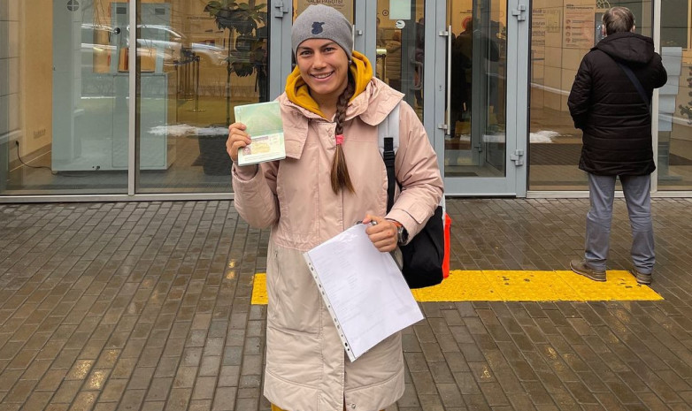 Фируза Шарипова получила визу в Великобританию для боя с Кэти Тэйлор