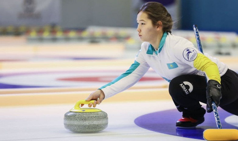 Женская сборная Казахстана по керлингу впервые в истории сыграет в полуфинале Азиатско-тихоокеанского чемпионата
