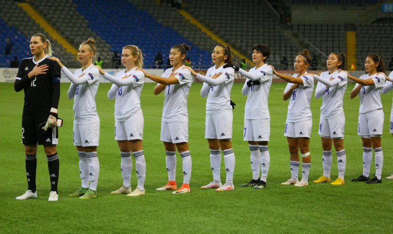 Озвучен расширенный состав женской сборной Казахстана на матч против Франции