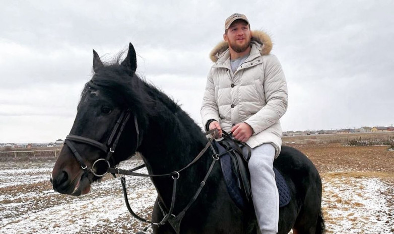 Владимир Минеев рассказал о судьбе коня, подаренного за победу над Исмаиловым