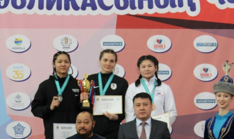 Определились имена победительниц чемпионата Казахстана по боксу среди женщин 
