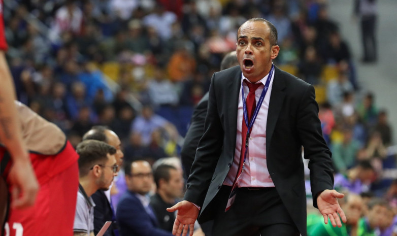 Сборная Казахстана на Евро может остаться без главного тренера и ряда игроков 