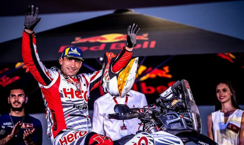 Испанский гонщик выиграл третий этап «Дакара-2022» в зачете мотоциклов 