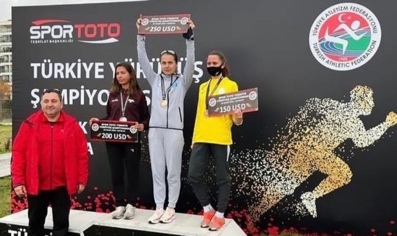 Казахстанка завоевала золотую медаль на чемпионате Турции по спортивной ходьбе
