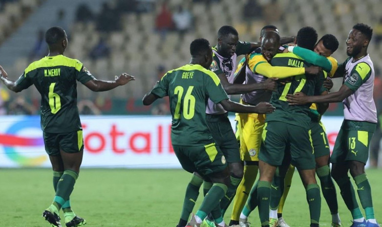 Сборная Сенегала стала первым финалистом Кубка африканских наций (+видео)