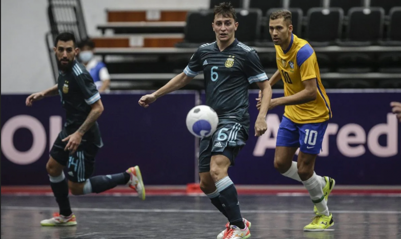 ВИДЕО. Аргентина и Парагвай вышли в финал Copa America 2022 по футзалу