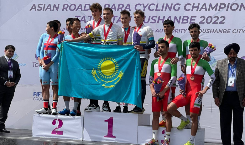Сборная Казахстана завоевала «золото» чемпионата Азии в командной гонке