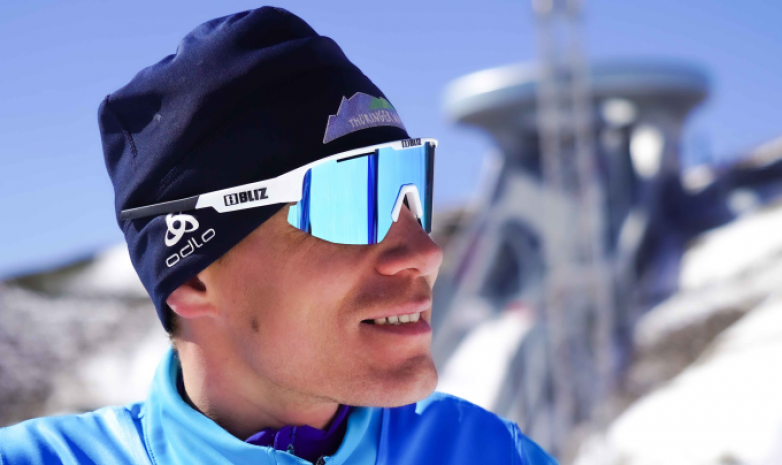 Паралимпийские игры-2022. Александр Герлиц пробился в финал лыжного спринта стоя