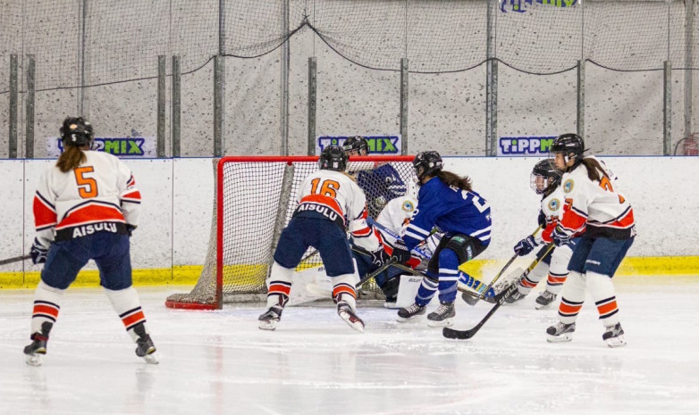 «Айсулу» вышла в полуфинал Европейской женской хоккейной лиги 