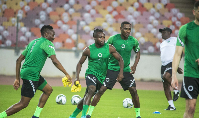 Болельщики сборной Нигерии разнесли стадион после матча с Ганой