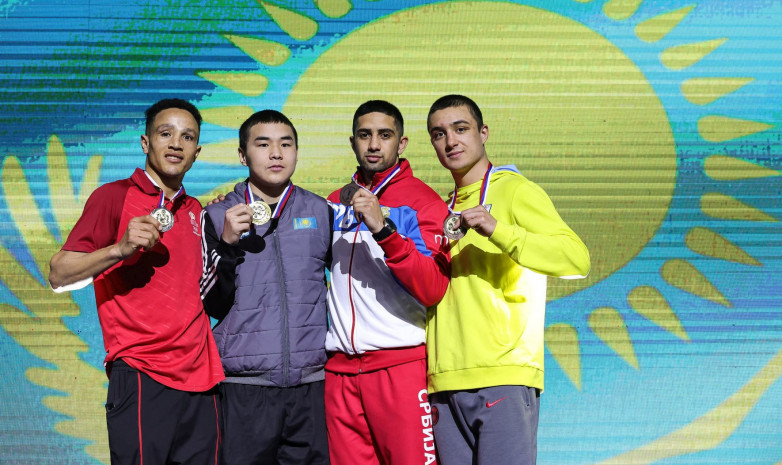 Казахстанские боксеры завоевали 13 медалей на турнире в Сербии