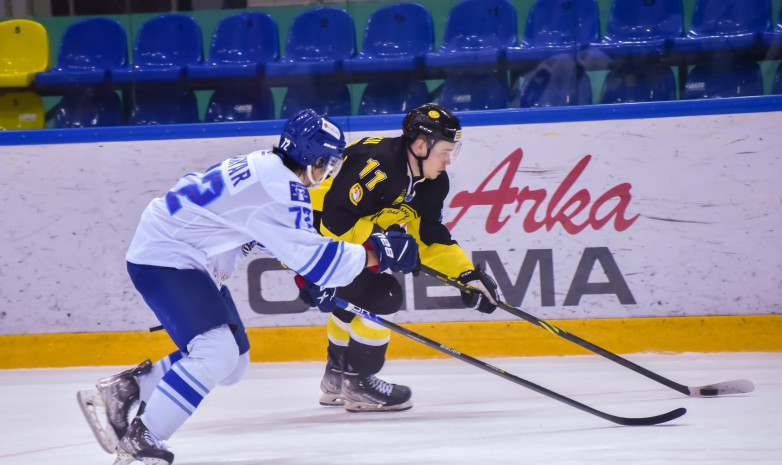 Прямая трансляция третьих матчей 1/2 финала чемпионата Казахстана по хоккею