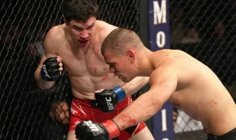UFC 273: Олейник засабмитил Вандеру и другие результаты боев андекарда 
