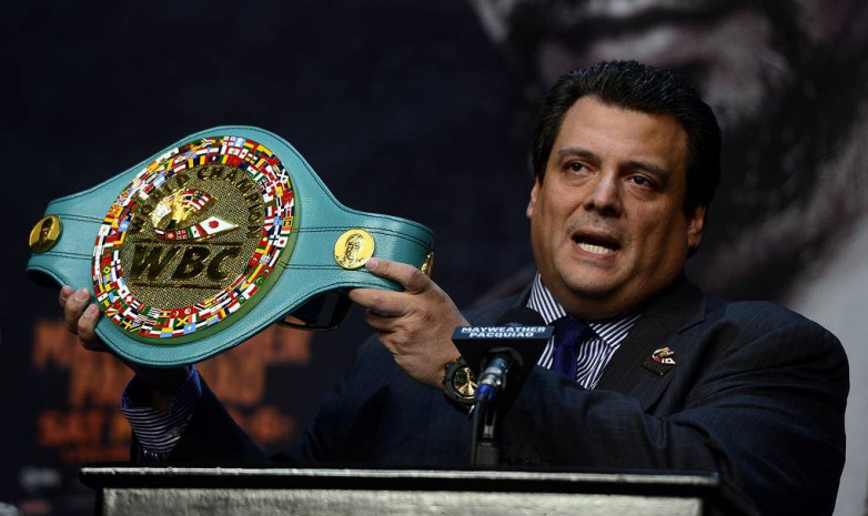 Президент WBC заявил о возвращении на ринг чемпиона мира в тяжелом весе