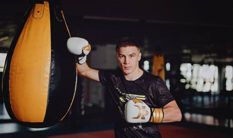 Казахстанский боксер показал болельщикам, как проходит подготовка к бою