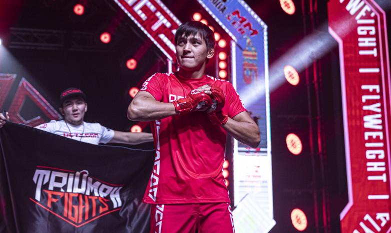 Непобежденный Азат Максум возглавит турнир OCTAGON 31 в Алматы