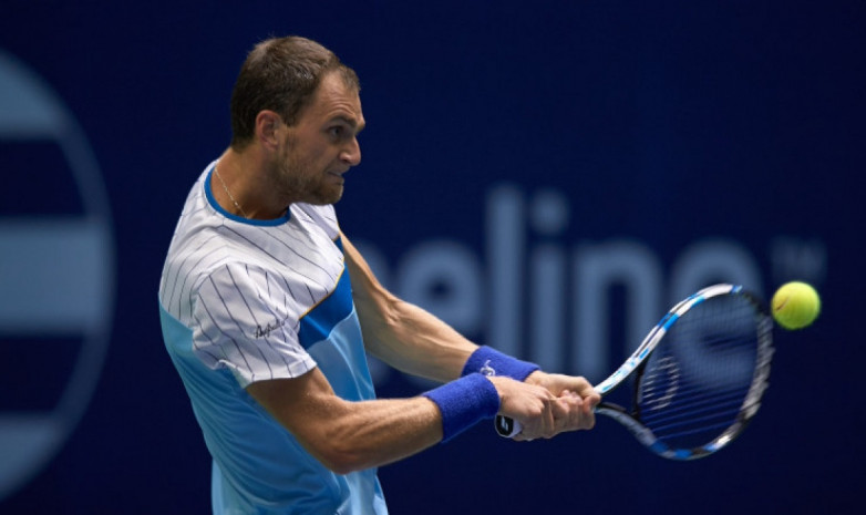 Недовесов не прошел в финал турнира серии ATP в Лионе в парном разряде