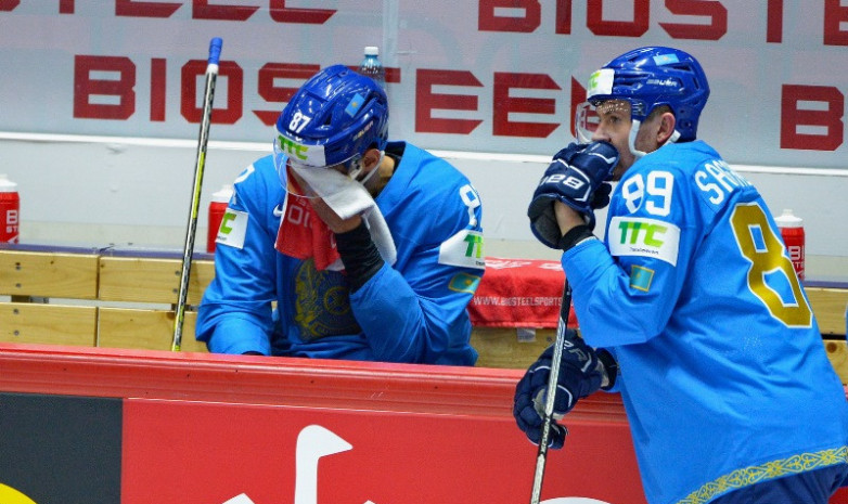 Впервые прозвучал гимн Казахстана на чемпионате мира по хоккею в Финляндии. Видео