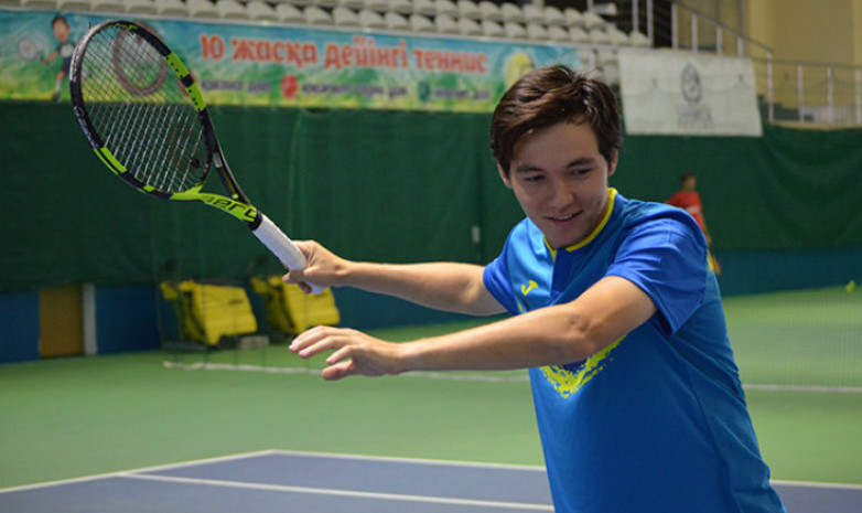 Казахстанские теннисисты неудачно стартовали на турнире в Шымкенте в парном разряде