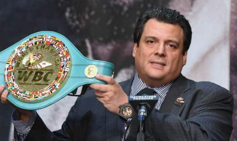 «Здесь нечего стыдиться». Президент WBC выступил в поддержку «Канело» после поражения в бою с Биволом 