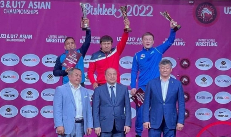 Чемпионат Азии U-23 в Бишкеке: сборная Кыргызстана по греко-римской борьбе заняла 1 место