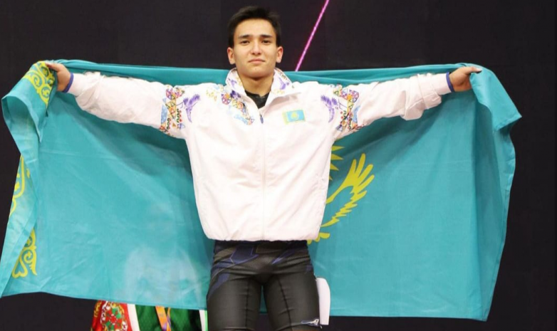 Казахстанец завоевал «бронзу» на чемпионате Азии по тяжелой атлетике 