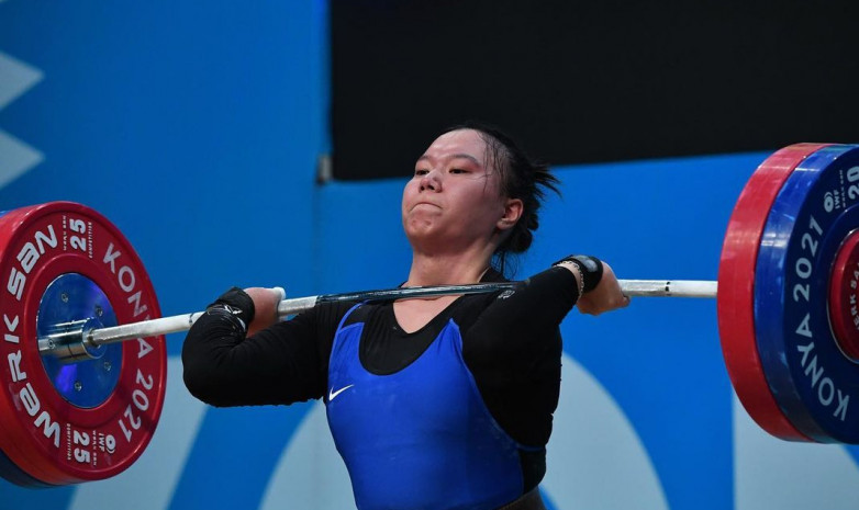 Казахстанские тяжелоатлетки выиграли две серебряные медали на Играх исламской солидарности