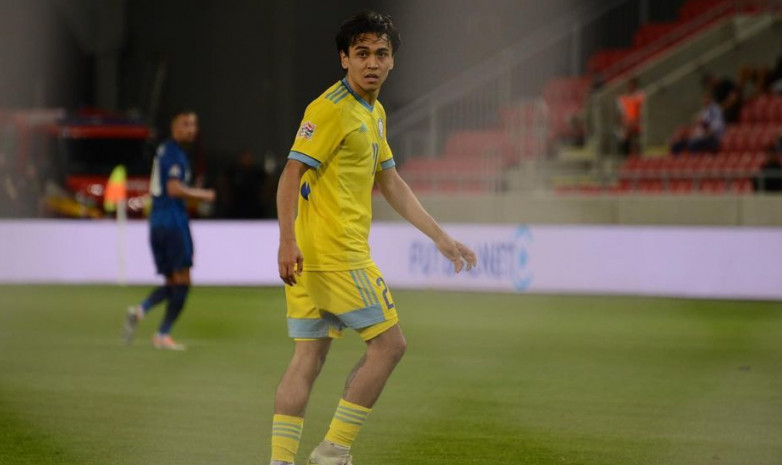Казахстан в меньшинстве удержал ничью в первом тайме матча Лиги Наций с Азербайджаном