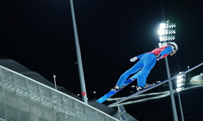 Казахстанский прыгун с трамплина стал 28-м на летнем этапе Гран-при в Клингентале